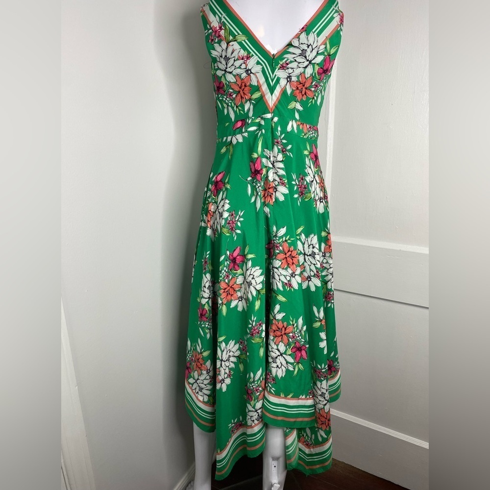 Vince Camuto Floral A line Handkerchief Green V-Neck Dress